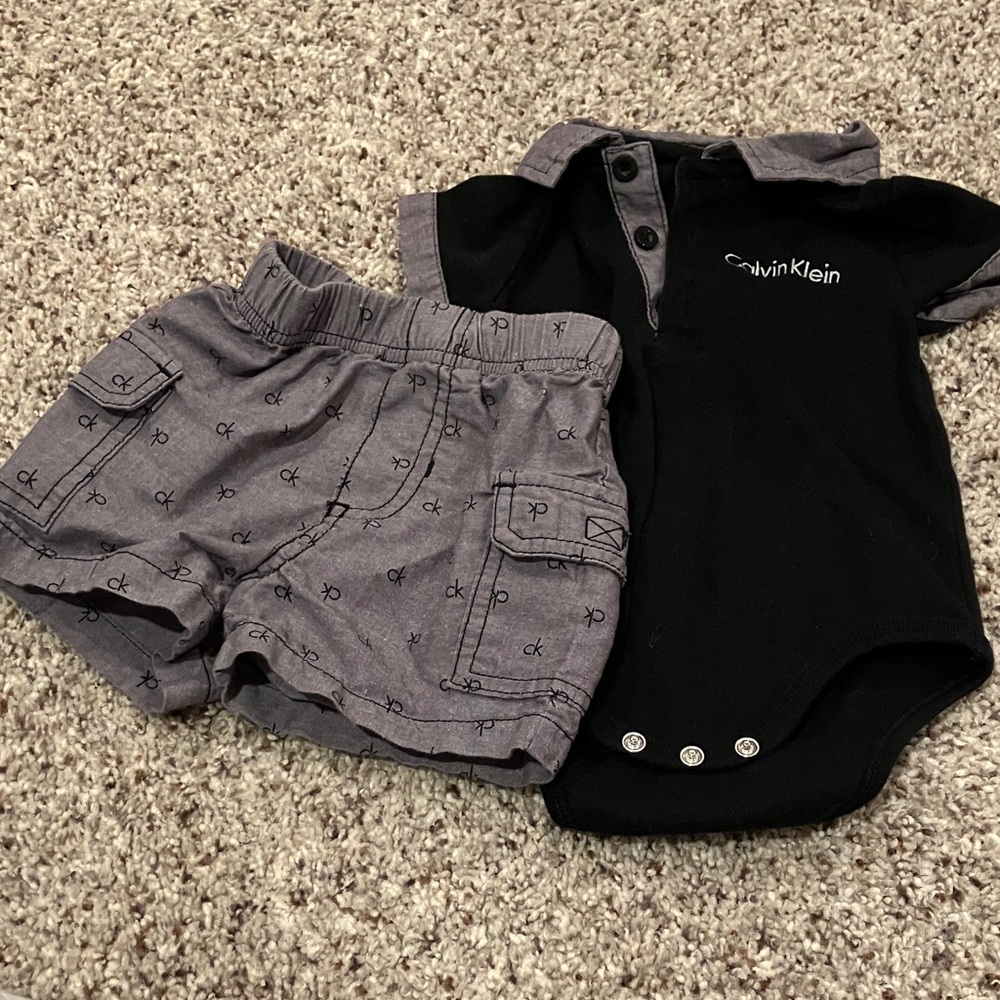 Calvin Klein Black and Gray Baby Outfit Set 3-6 months